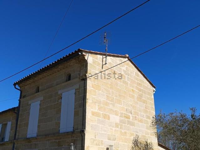 Maison, Saint Médard de Guizières