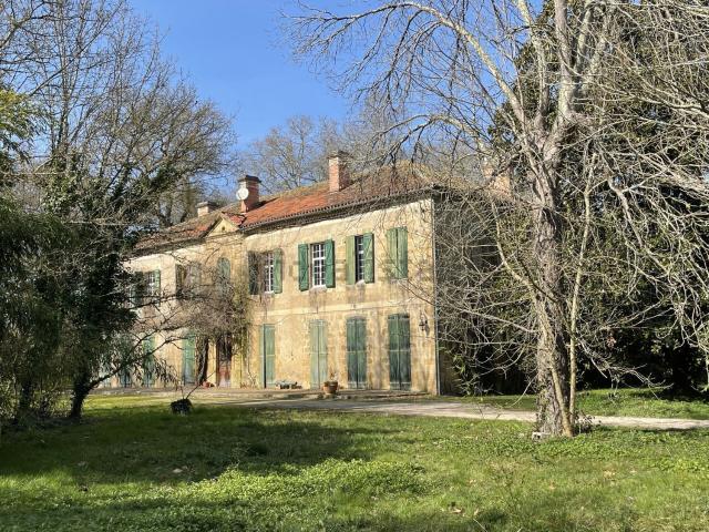 Maison, Saint Médard