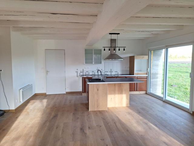 Maison, Saint Médard
