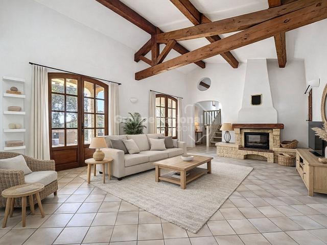Maison Saint Michel D Euzet 7 pièces 210 m², jardin paysagé. 210m² Saint Michel d'Euzet