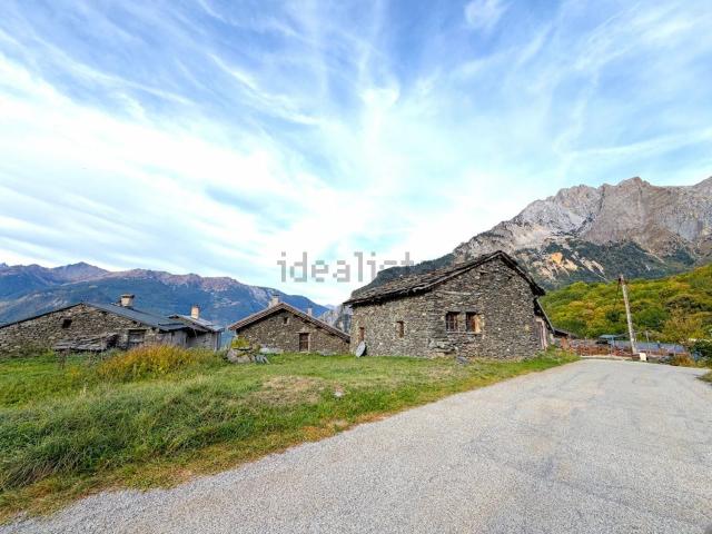 Maison, Saint Michel de Maurienne