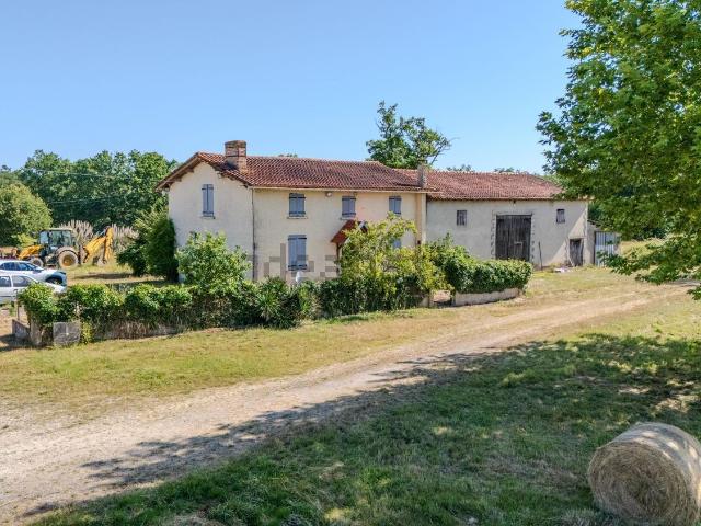 Maison, Saint Michel de Double