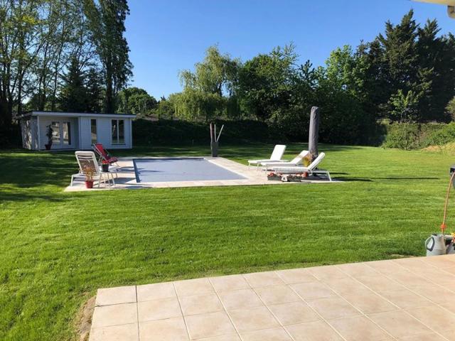 Maison Saint Nom La Breteche 7 pièce s 180 m2 Hab, 214 m²carrez
