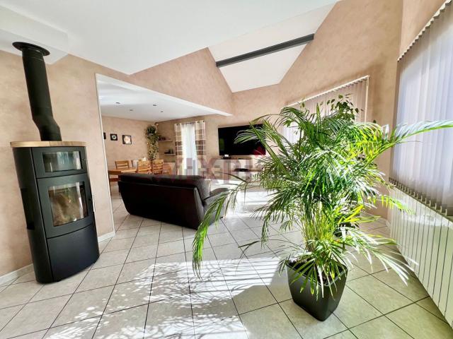 Maison, Saint Nazaire les Eymes