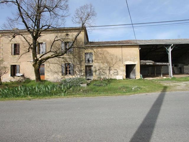 Maison, Saint Nexans