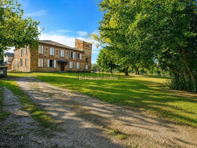 Maison, Saint Nicolas de la Grave