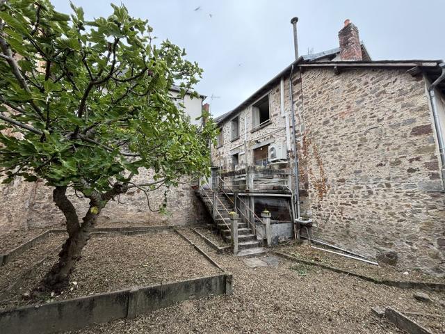 Maison, Saint Solve
