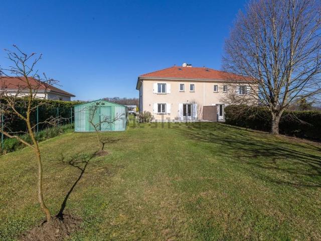 Maison, Saint Sorlin de Morestel