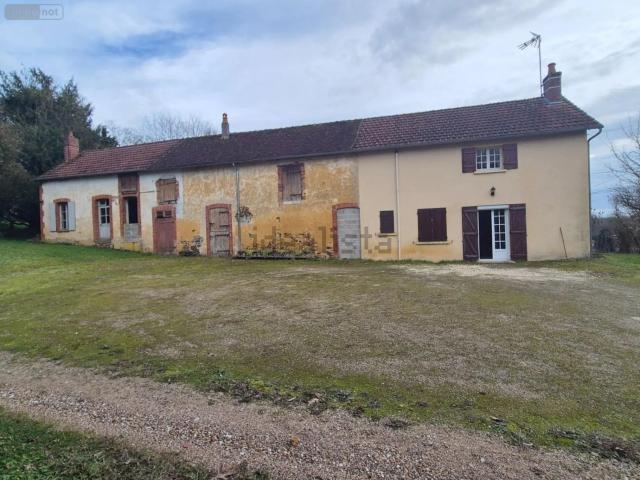 Maison, Saint Sauveur en Puisaye