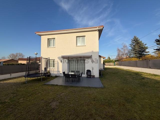 Maison, Saint Savin