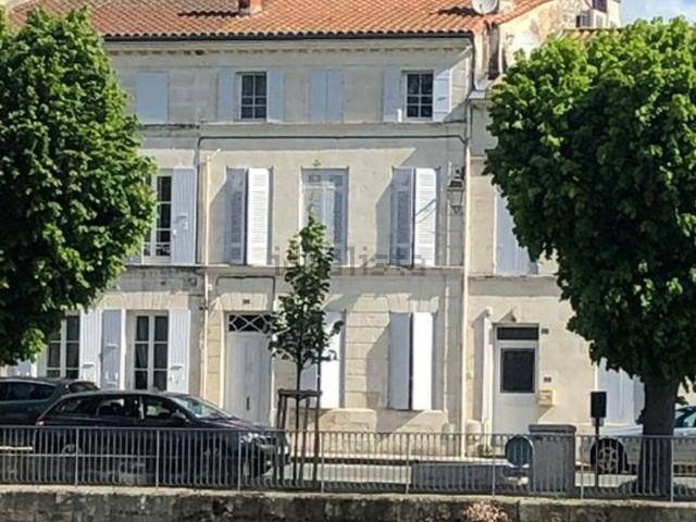 Maison, Saint Savinien