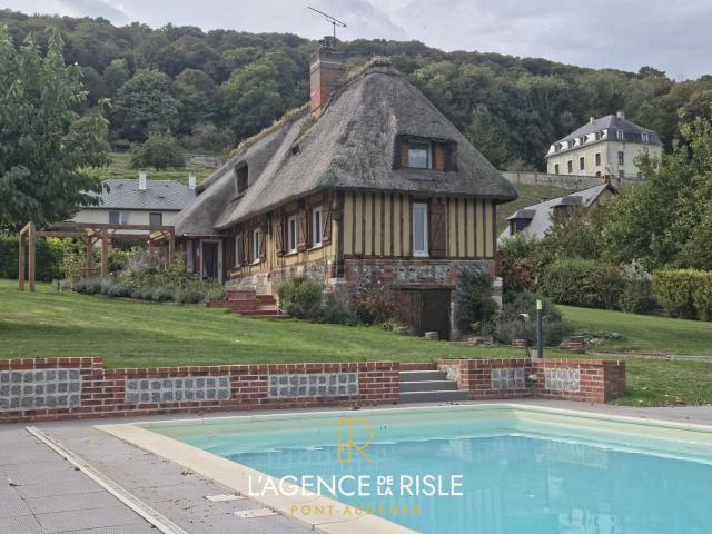 Maison, Saint Samson de la Roque