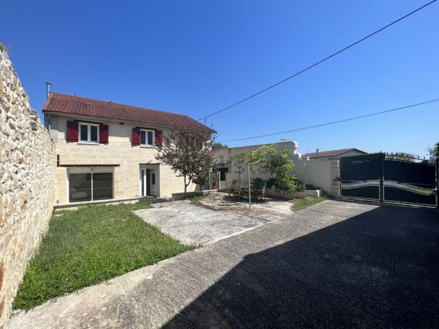 Maison, Saint Seurin sur l&apos Isle