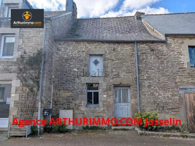 Maison, Saint Servant