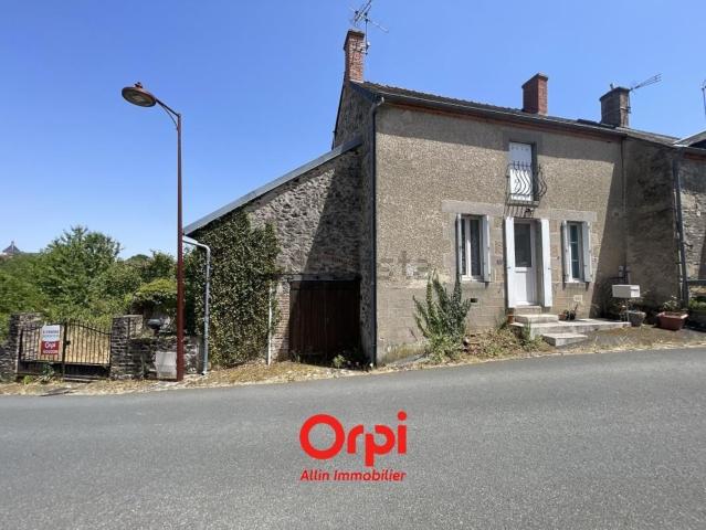 Maison, Saint Silvain Bas le Roc