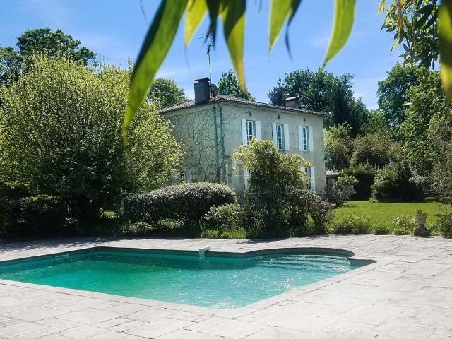 Maison, Saint Symphorien