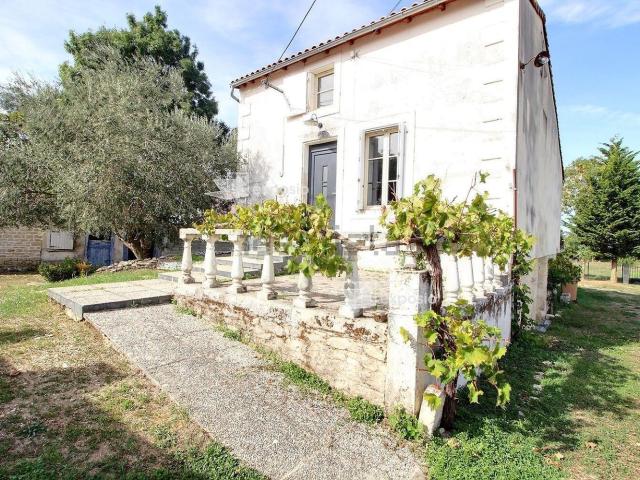 Maison, Saint Symphorien