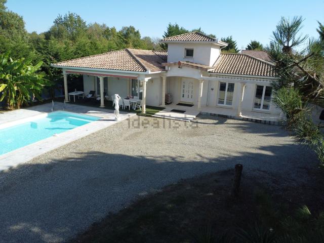 Maison, Saint Porquier