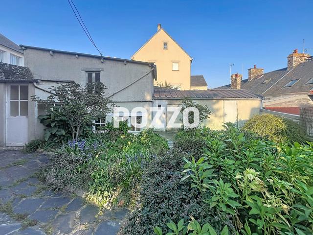 Maison Saint Pair Sur Mer 5 pièce s 75 m2 200M2 DE TERRAIN AU PIED DE COMMERCES GARAGE