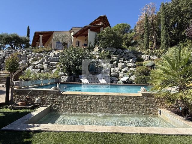 Maison, Saint Péray
