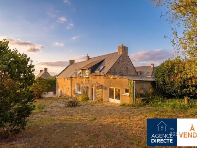 Maison, Saint Père Marc en Poulet