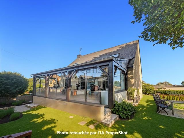 Maison, Saint Père Marc en Poulet