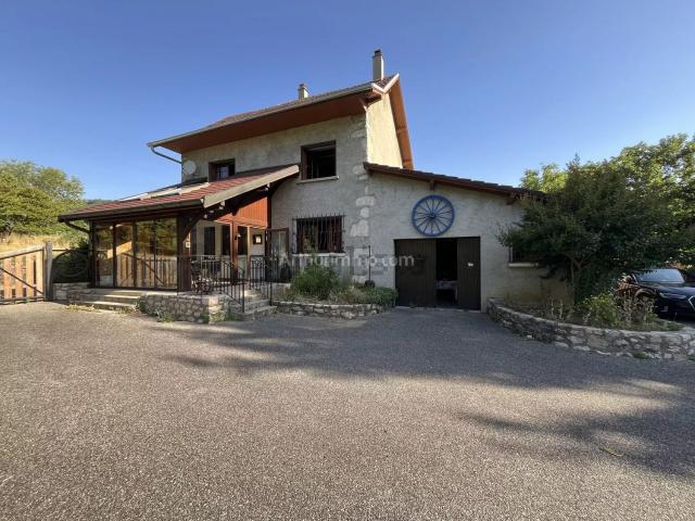Maison, Saint Pierre de Curtille