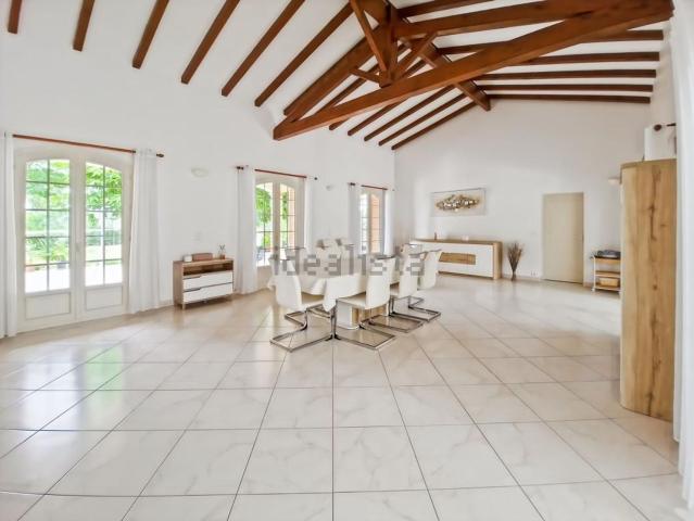 Maison, Saint Pierre de Lages