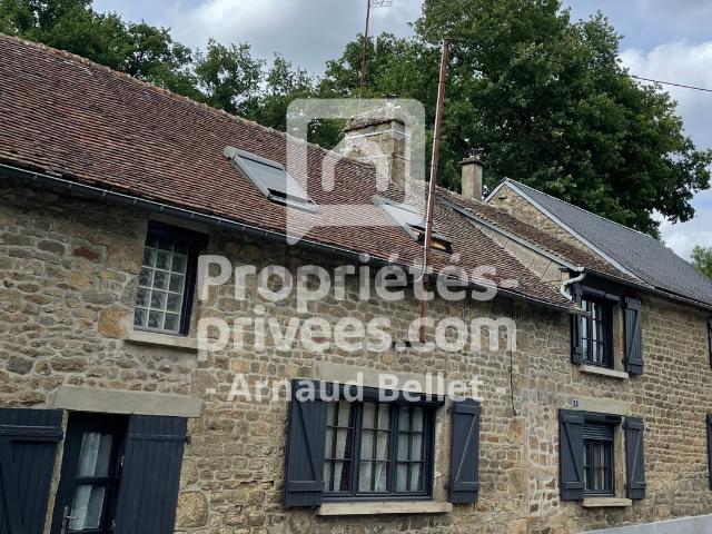 Maison, Saint Pierre des Nids