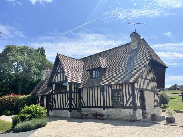Maison, Saint Pierre en Auge