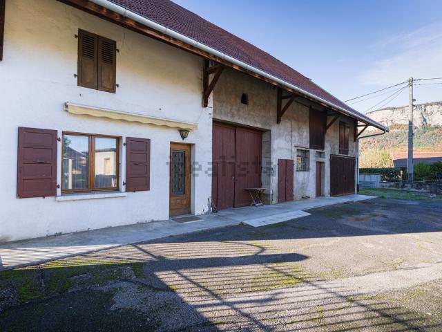 Maison, Saint Pierre en Faucigny