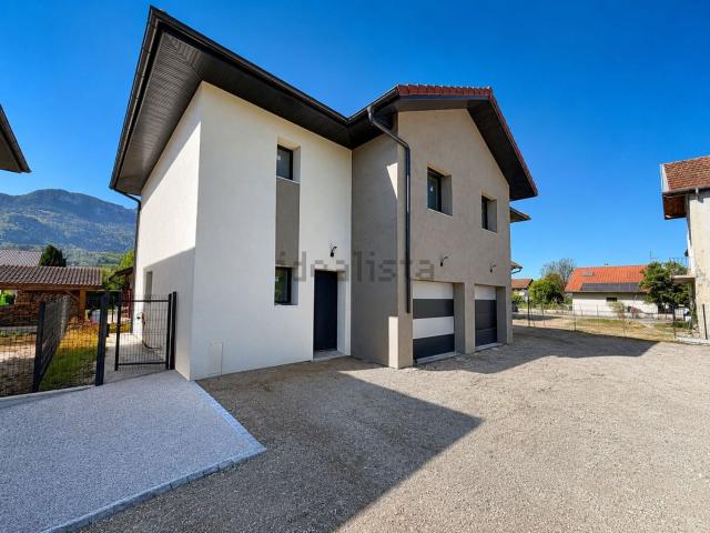Maison, Saint Pierre en Faucigny