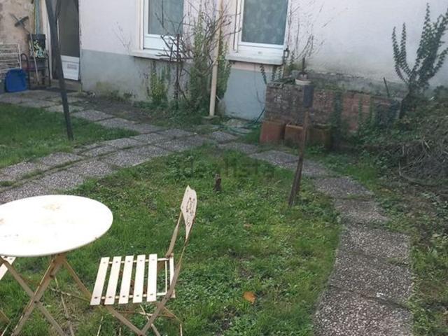 Maison, Saint Pierre lès Nemours