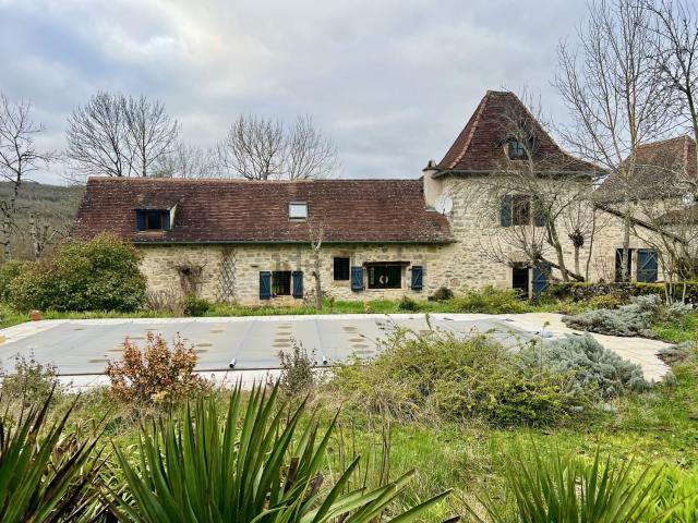 Maison, Saint Pierre Toirac