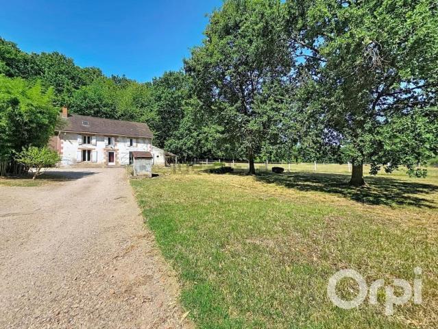 Maison, Saint Priest Bramefant