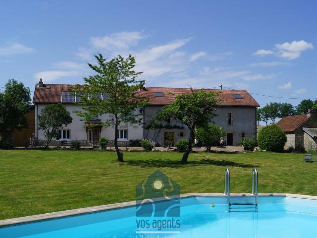 Maison, Saint Priest des Champs