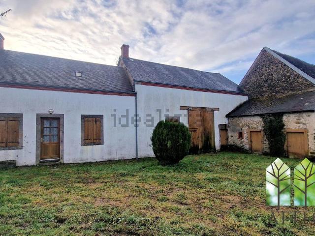 Maison, Saint Priest la Marche