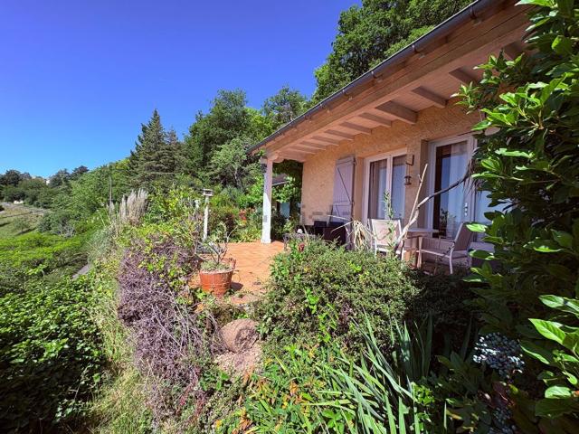 Maison, Saint Robert