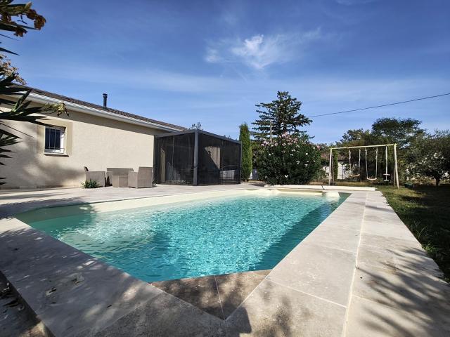 Maison, Saint Romain de Jalionas