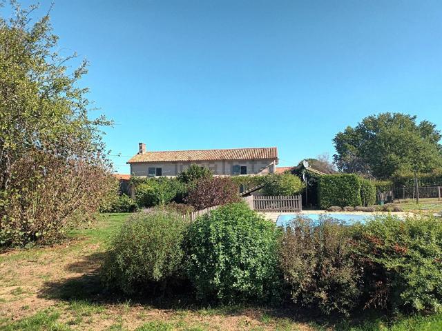 Maison, Saint Romain