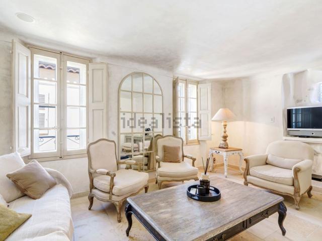 Maison, Saint Tropez