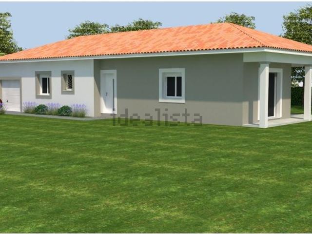 Maison, Saint Uze