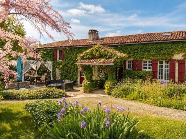 Maison, Saint Vallier