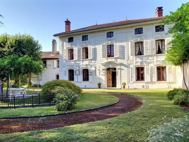 Maison, Saint Vérand