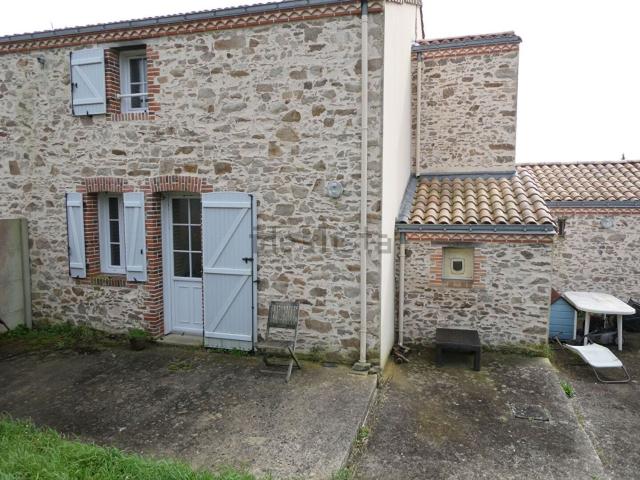 Maison, Saint Viaud