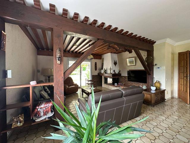 Maison Saint Vincent De Mercuze 4 pièce s 131 m2
