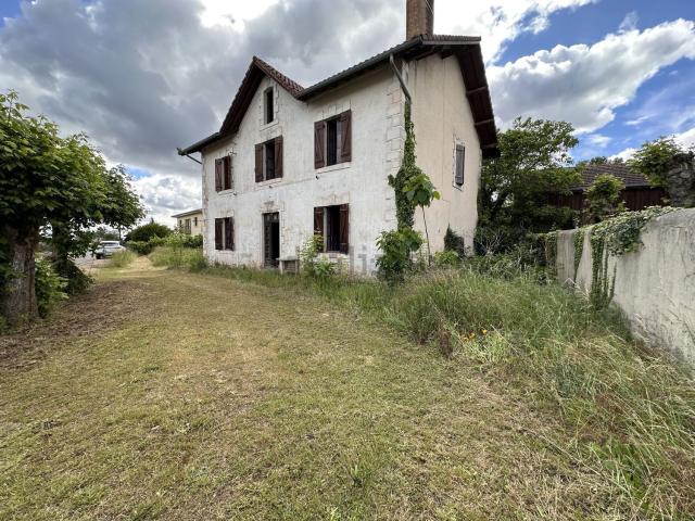 Maison, Saint Yaguen