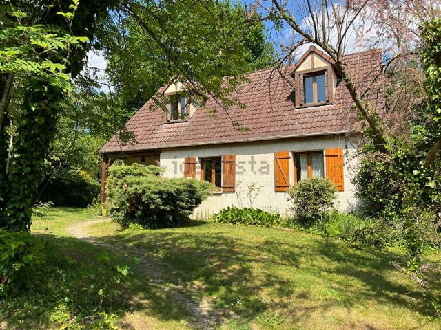 Maison, Sainte Mesme