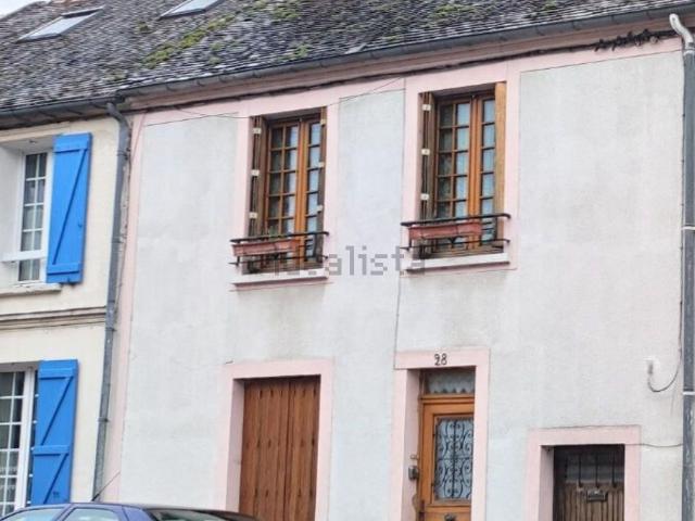 Maison, Sainte Mesme