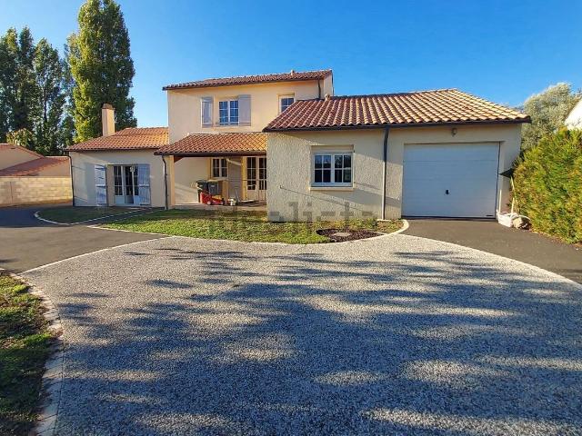 Maison, Sainte Néomaye